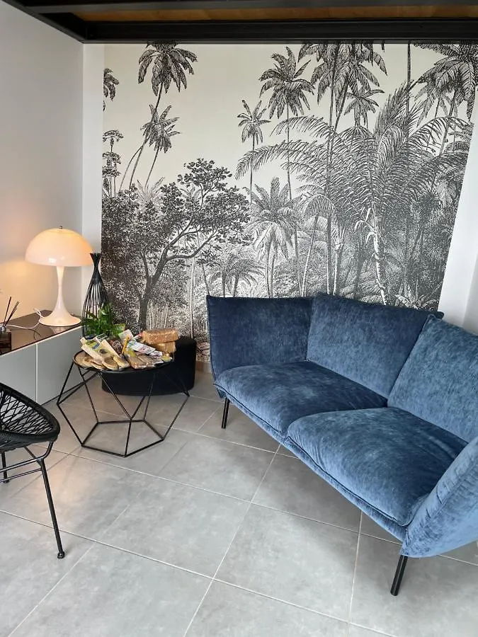 Apartament Appart & Fleurinoise Balcon Ascenseur Climatisation Fleurieux-sur-lʼArbresle Francja